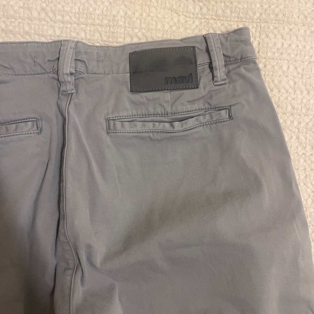 MAVI Jeans men’s Casual Chino Shorts in Light Gray cotton blend size 34 - Picture 8 of 8